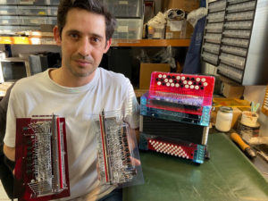 Yoann Responsable Mécanique de l'accordéon Snooopi