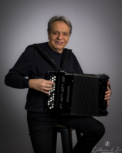 Alain Musichini et l'accordéon Snooopi de Thierry Benetoux
